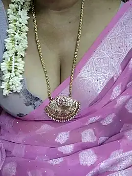 Snapshot of kavi-99 chatting on 06-15-26, 05:45 kavi-99 online show from 06-15-26, 05:45