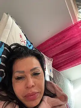 KarolRubi1 online show from 05-12-26, 03:40