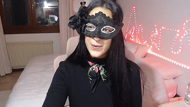 LasolitaAuri online show from 11-15-25, 10:47