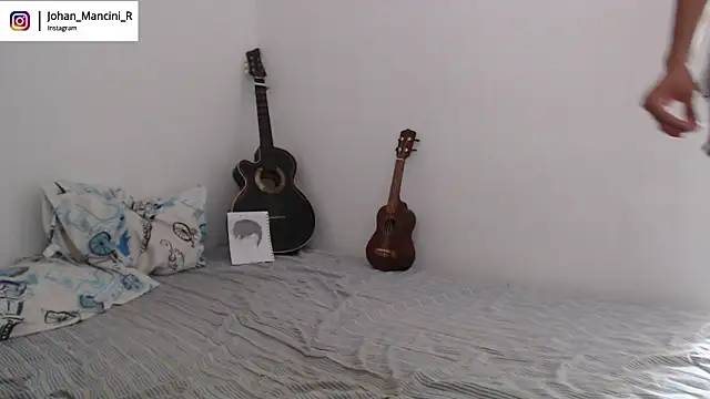 Snapshot of Johan_Mancini_R chatting on 01-27-25, 07:13 Johan Mancini R online show from 01-27-25, 07:13