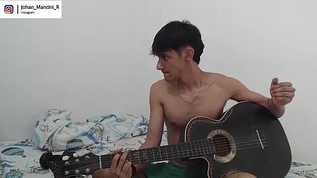 Snapshot of Johan_Mancini_R chatting on 01-08-25, 07:13 Johan Mancini R online show from 01-08-25, 07:13