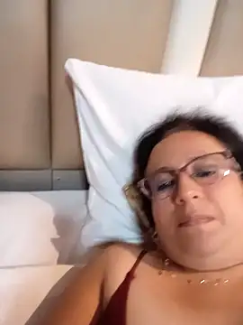 Mariakell online show from 01-17-25, 03:22