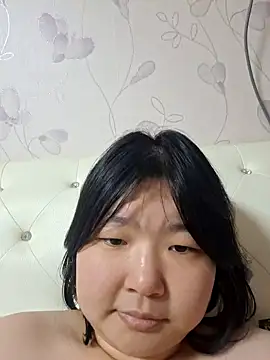 Lee0613 online show from 12-29-24, 08:22