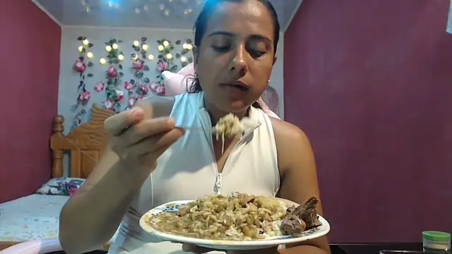 Coral0403 online show from 04-04-26, 05:30