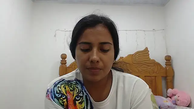 Coral0403 online show from 03-18-25, 02:18