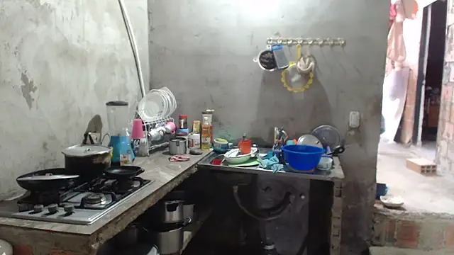 Coral0403 online show from 12-20-25, 06:44