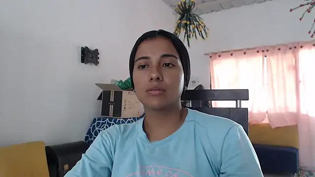 Coral0403 online show from 03-12-25, 08:09