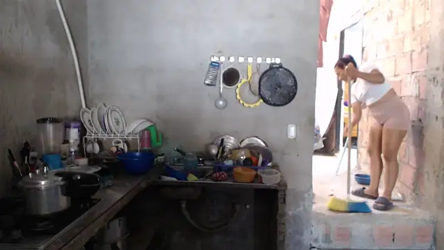 Coral0403 online show from 11-07-25, 06:23