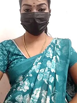 meena 27 online show from 10-26-25, 06:47