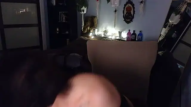 AlessasRoom online show from 10-21-25, 03:28