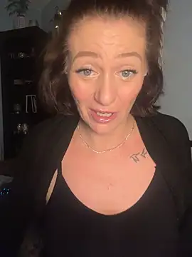 AlessasRoom online show from 11-16-25, 09:14