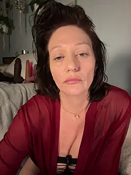 Snapshot of AlessasRoom chatting on 02-02-26, 04:11 AlessasRoom online show from 02-02-26, 04:11