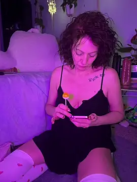 Snapshot of AlessasRoom chatting on 02-28-26, 07:30 AlessasRoom online show from 02-28-26, 07:30