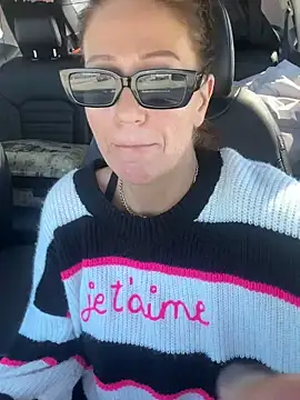 Snapshot of AlessasRoom chatting on 02-08-26, 05:32 AlessasRoom online show from 02-08-26, 05:32