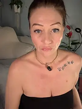 AlessasRoom online show from 03-05-26, 07:49