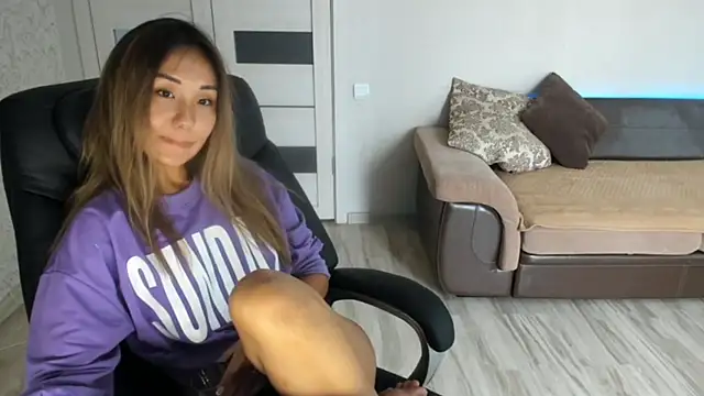 karishee online show from 11-21-25, 07:13