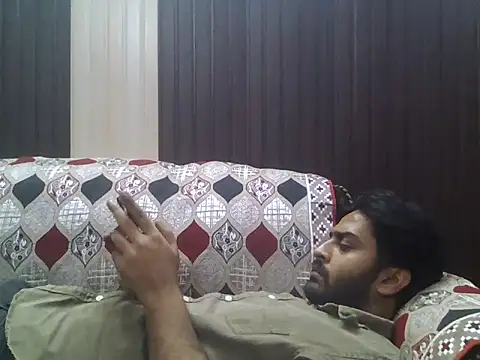 indihotguy online show from 11-07-25, 12:21