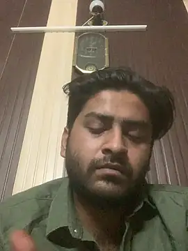 Snapshot of indihotguy chatting on 02-27-25, 11:06 indihotguy online show from 02-27-25, 11:06