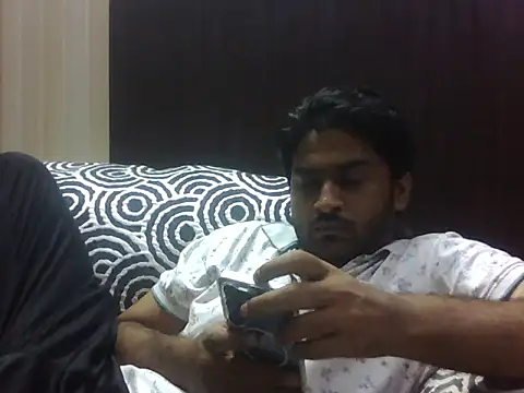 Snapshot of indihotguy chatting on 09-23-25, 01:56 indihotguy online show from 09-23-25, 01:56