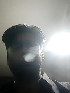 Snapshot of indihotguy chatting on 02-25-25, 09:37 indihotguy online show from 02-25-25, 09:37