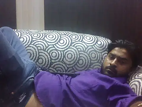 Snapshot of indihotguy chatting on 10-13-25, 03:46 indihotguy online show from 10-13-25, 03:46