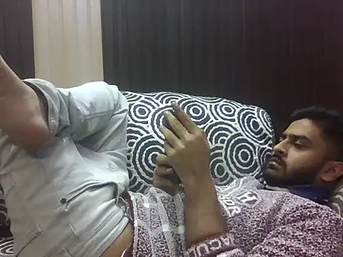 indihotguy online show from 02-06-26, 10:44