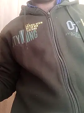 Snapshot of indihotguy chatting on 02-17-25, 06:31 indihotguy online show from 02-17-25, 06:31