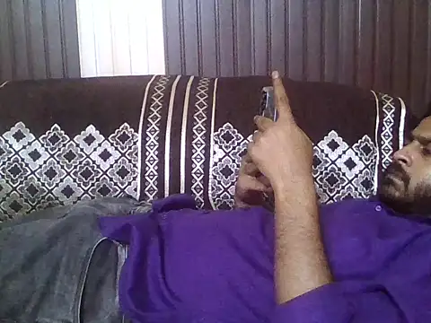 indihotguy online show from 04-18-26, 08:09