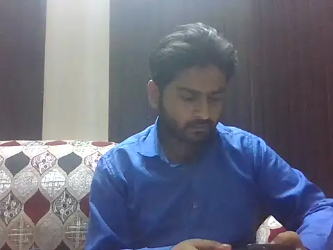 Snapshot of indihotguy chatting on 11-01-25, 08:52 indihotguy online show from 11-01-25, 08:52