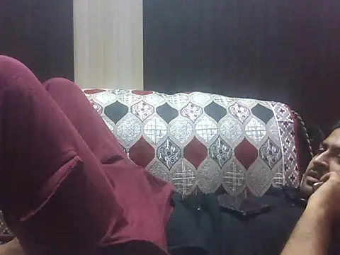 Snapshot of indihotguy chatting on 10-22-25, 01:10 indihotguy online show from 10-22-25, 01:10