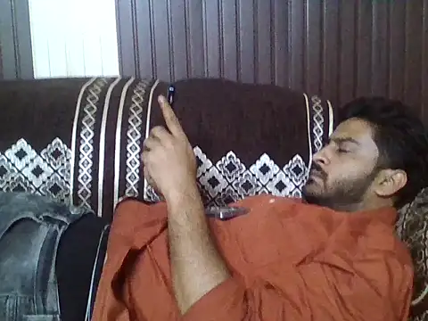 indihotguy online show from 04-05-26, 10:55