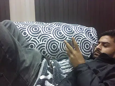 indihotguy online show from 02-05-26, 02:35