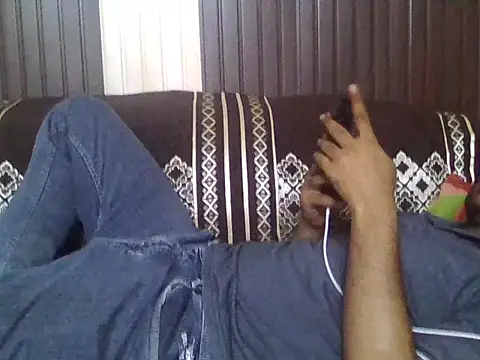 indihotguy online show from 05-17-26, 03:17