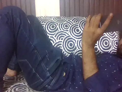 Snapshot of indihotguy chatting on 06-24-26, 10:36 indihotguy online show from 06-24-26, 10:36