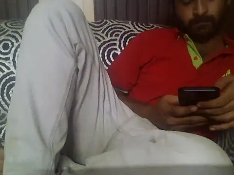 Snapshot of indihotguy chatting on 07-09-26, 11:53 indihotguy online show from 07-09-26, 11:53