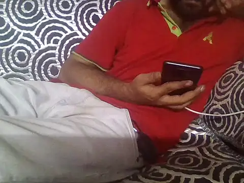 Snapshot of indihotguy chatting on 07-12-26, 01:12 indihotguy online show from 07-12-26, 01:12
