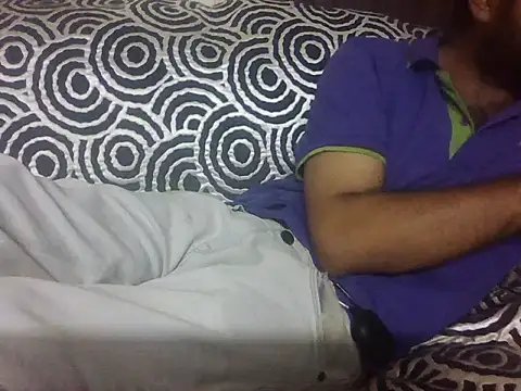 Snapshot of indihotguy chatting on 07-07-26, 12:52 indihotguy online show from 07-07-26, 12:52