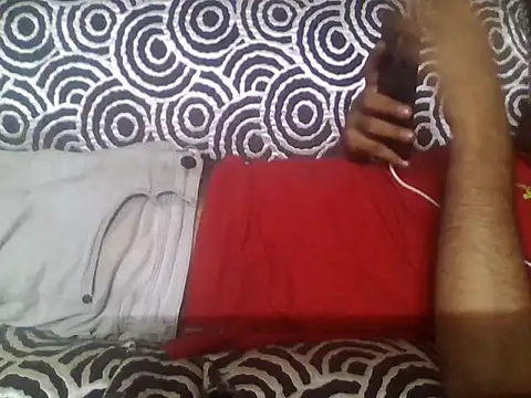 Snapshot of indihotguy chatting on 07-13-26, 01:38 indihotguy online show from 07-13-26, 01:38