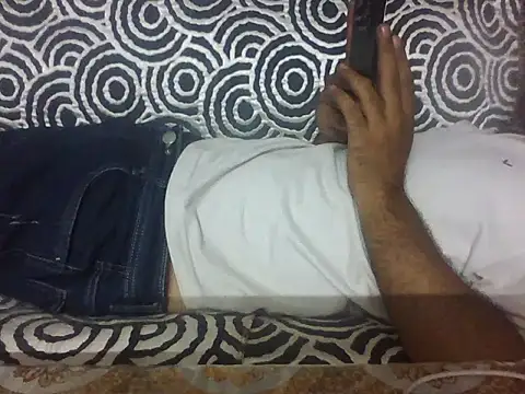Snapshot of indihotguy chatting on 06-23-26, 10:13 indihotguy online show from 06-23-26, 10:13