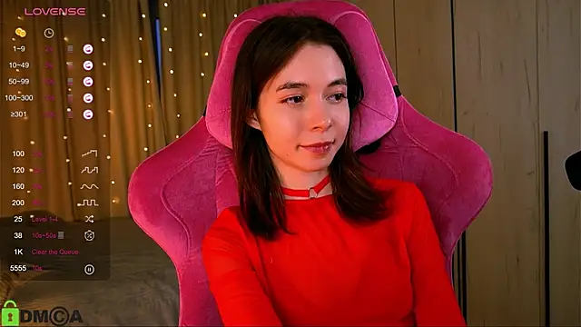 Snapshot of LittleOriana chatting on 03-13-25, 04:49 LittleOriana online show from 03-13-25, 04:49