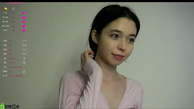 LittleOriana online show from 02-25-26, 04:01
