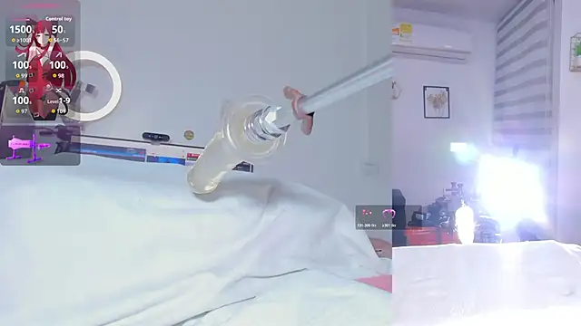 Maria Jones  online show from 10-23-25, 01:37