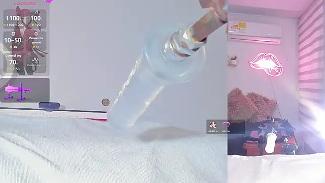 Maria Jones  online show from 04-17-26, 02:25