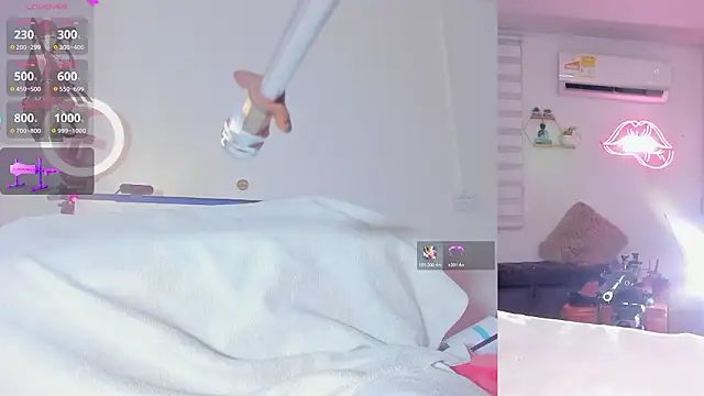 Maria Jones  online show from 02-03-26, 01:16