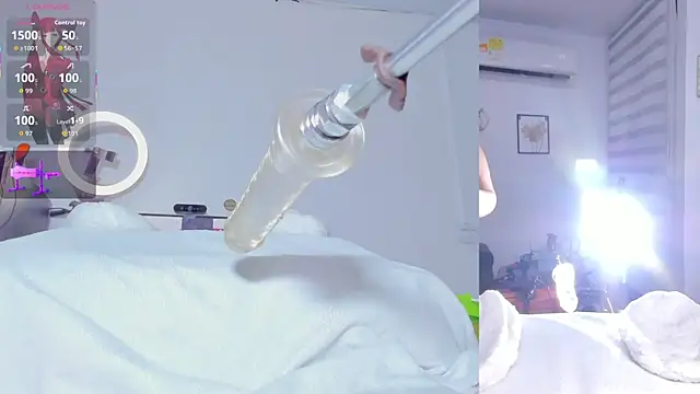 Maria Jones  online show from 10-26-25, 01:17