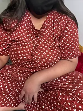 tanvihot2 online show from 06-12-26, 06:16