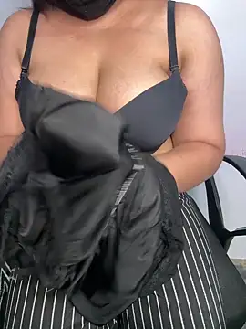 tanvihot2 online show from 04-23-26, 04:08