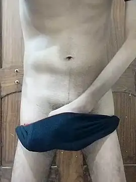 fakelove95 online show from 10-31-25, 08:27