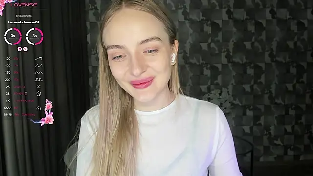 A delina online show from 03-26-26, 04:49