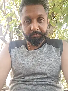 Snapshot of carria_homes chatting on 02-23-25, 03:56 carria homes online show from 02-23-25, 03:56